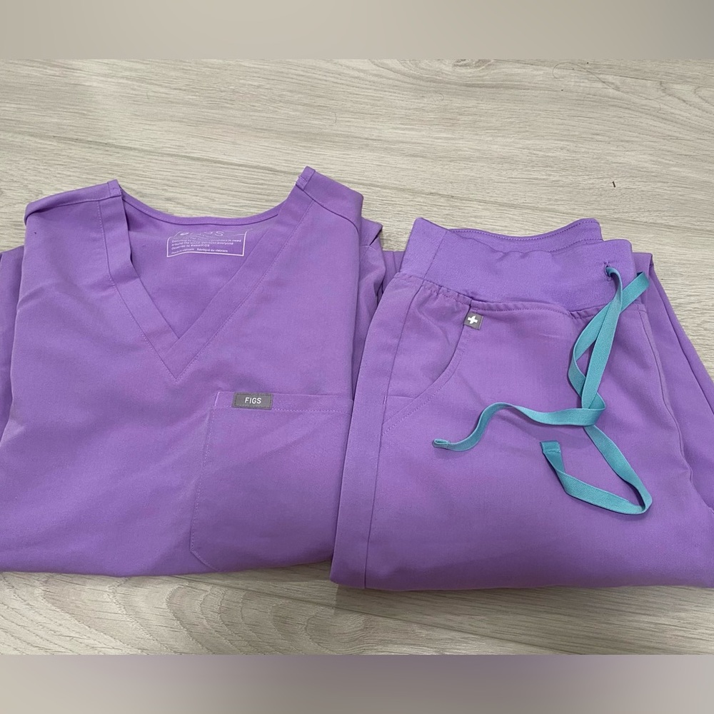 Figs Lilac Dawn Scrub Set